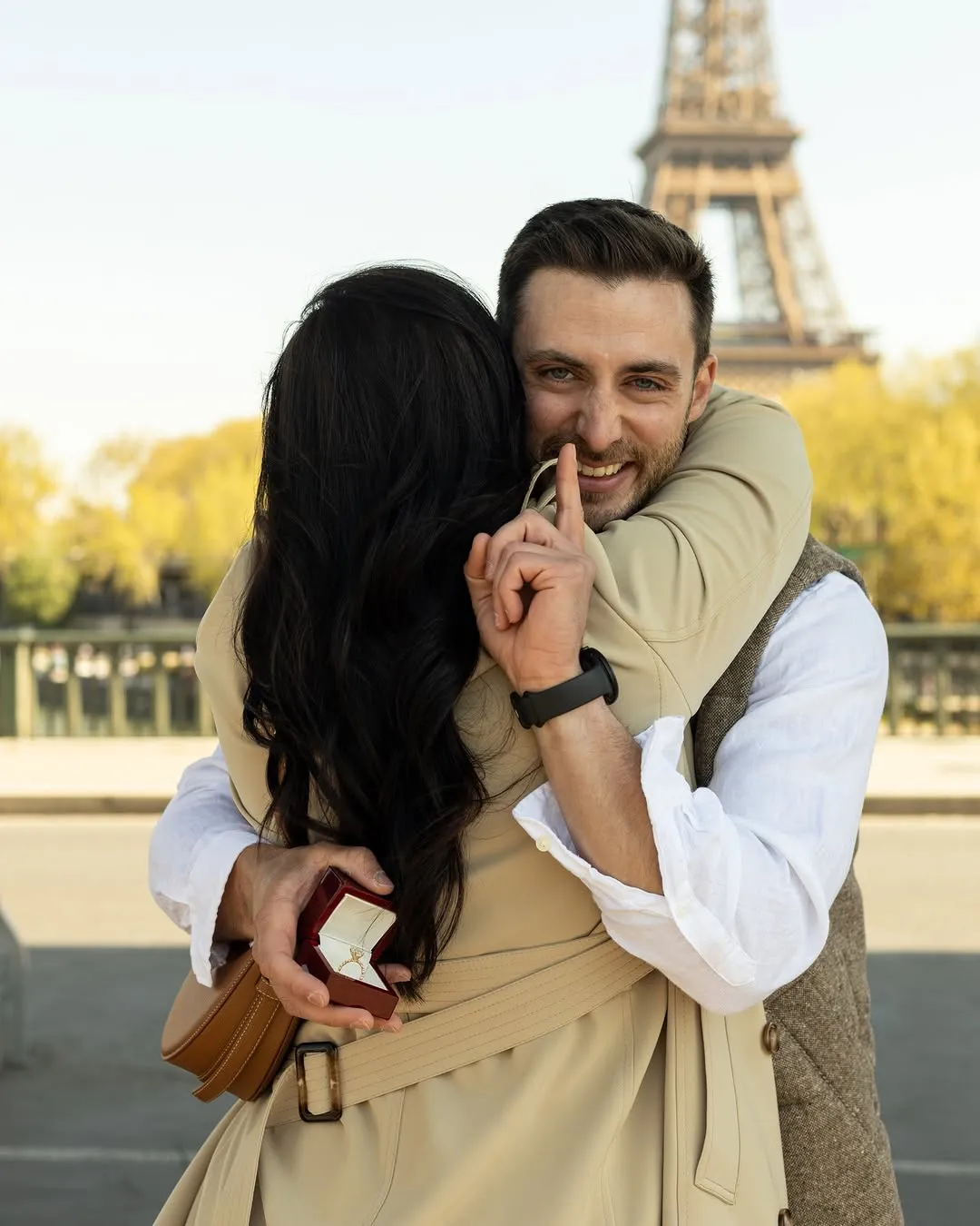 Couple Photoshoot in Paris